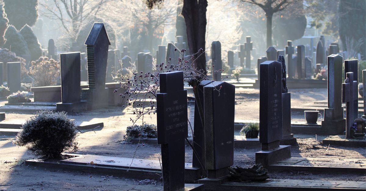 Grave